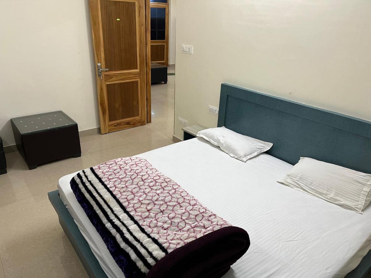 Ranas B&B Shimla Extérieur photo